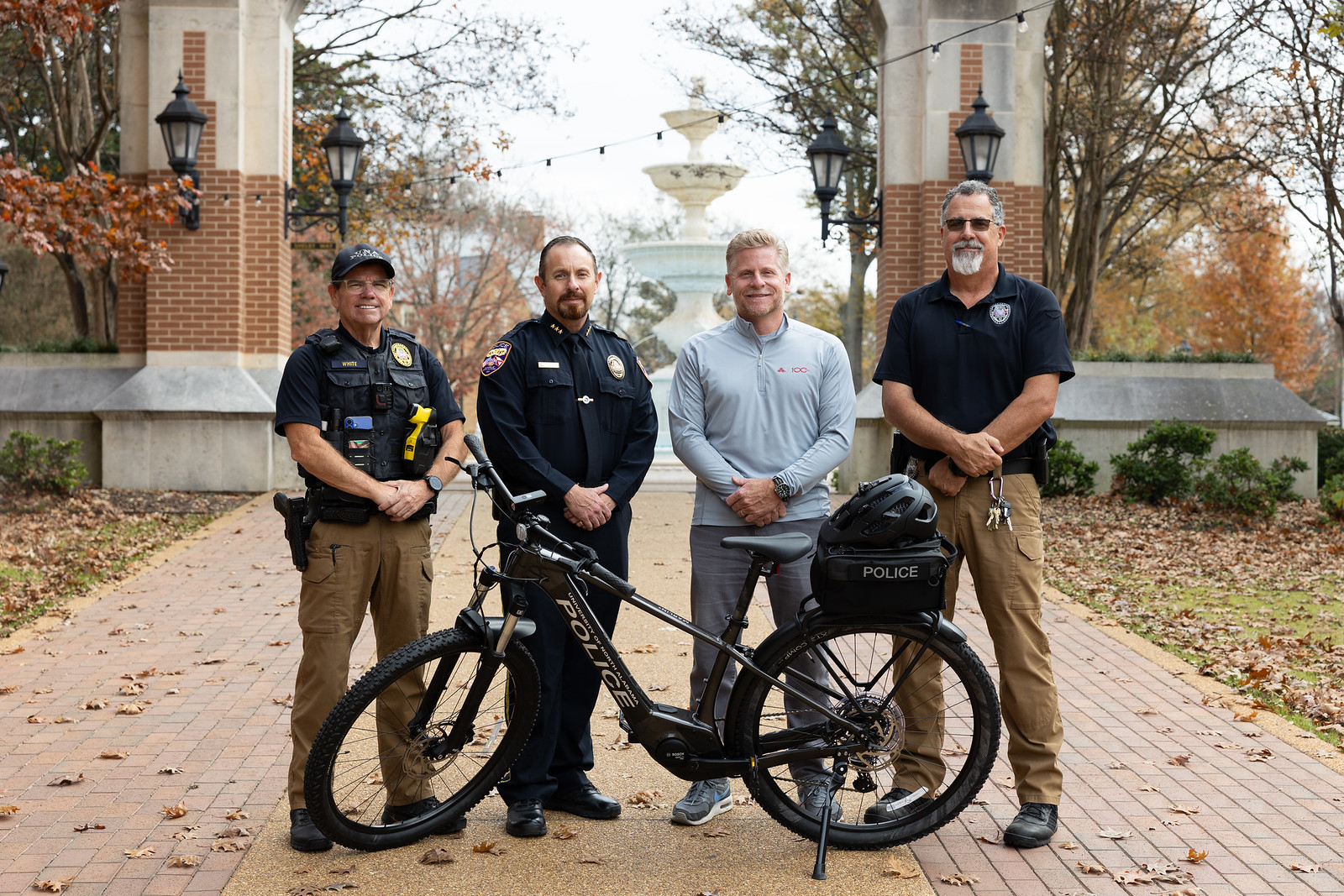 UNA PD has received two e-bikes thanks to some local donors.